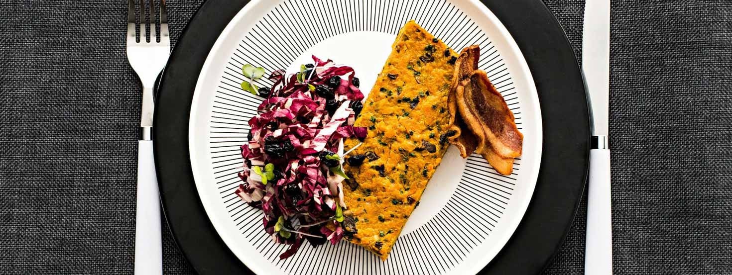 SAVOURY CARROT AND MUSHROOM CAKE