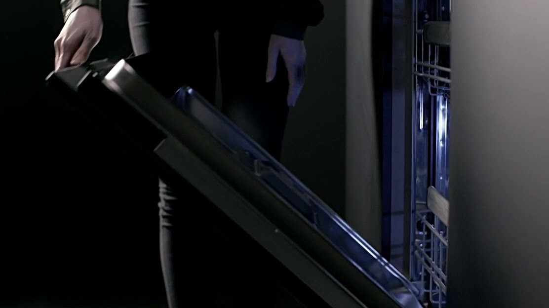 How to clean dishwasher filter