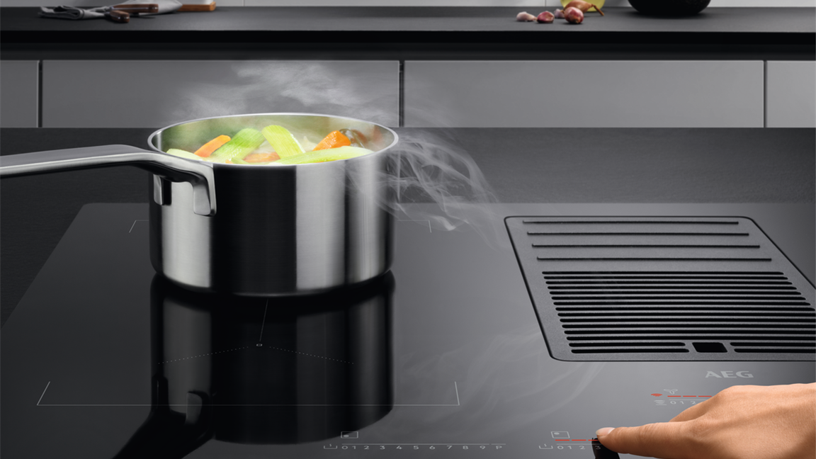 TEMPERATURE AND EXTRACTION. CONTROLLED AT A TOUCH