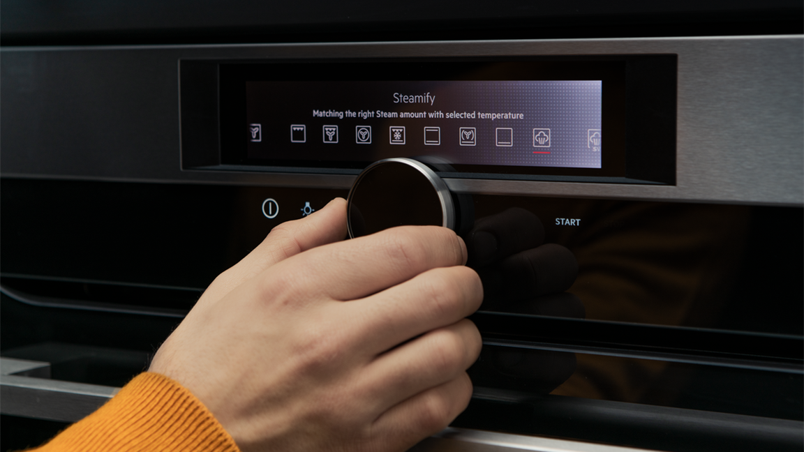 SHORTCUT TO PERFECTION. WITH ASSISTED COOKING