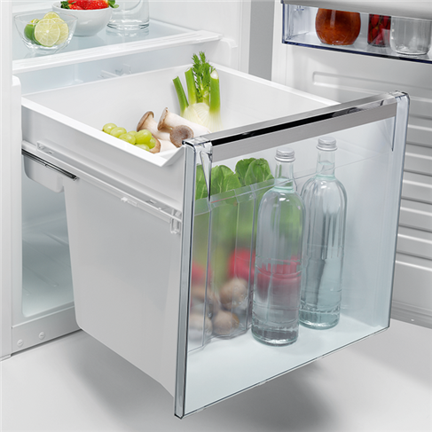Fridges-SKE81821DC-34143